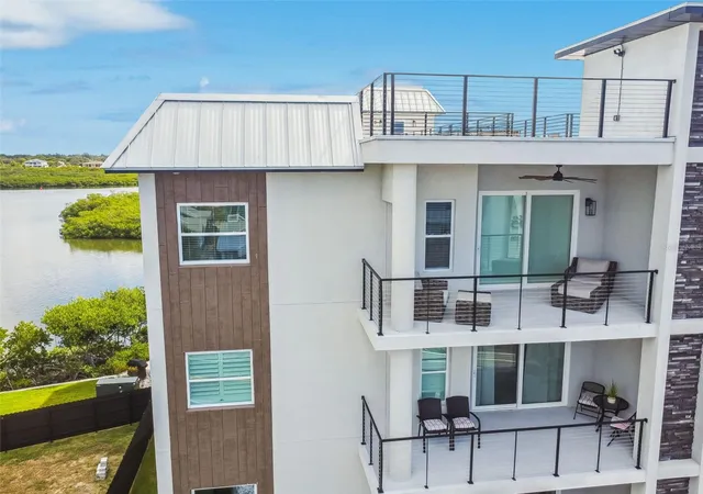 3rd image of 19505 Gulf Blvd #404, Indian Shores, FL 33785 | MLS# TB8507637