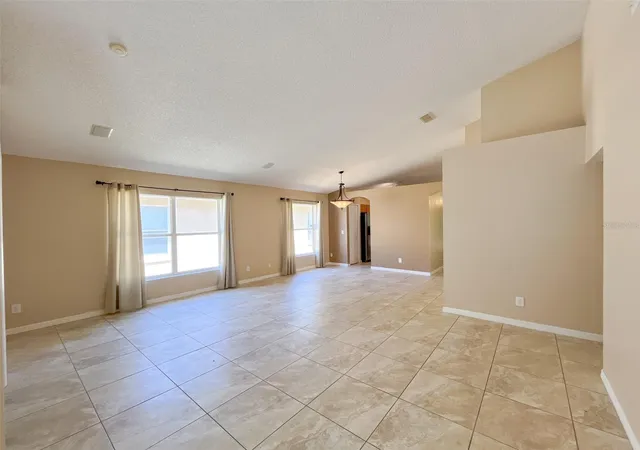 3rd image of 4397 King Edward Dr, Orlando, FL 32826 | MLS# O6407085