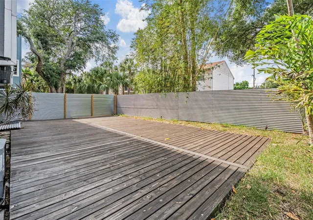31st image of 3107 W De Leon St #6, Tampa, FL 33609 | MLS# TB8507675