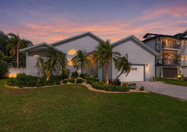 Photo 1 of Single family home for sale at 615 Monte Cristo Blvd, Saint Petersburg, FL 33715 | MLS# TB8507680 | Listing updated on 2026-08-28