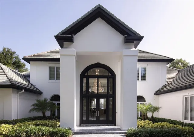 Photo 2 of Mansion for sale at 6462 Deacon Cir, Windermere, FL 34786 | MLS# O6407107 | Listing updated on 2026-09-21