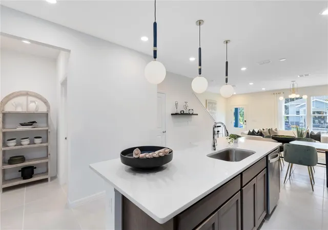 5th image of 10658 Evening Star Street, Orlando, FL 32829 | MLS# O6407110