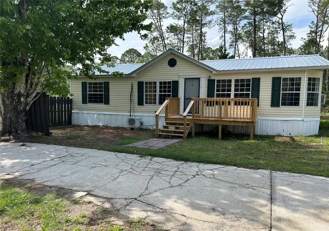 1st image of 2585 Vista Park Dr, Deland, FL 32724 | MLS# V4949044
