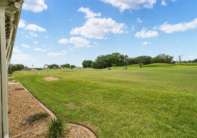 Photo 4 of Single family home for sale at 13500 SE 97th Terrace Rd, Summerfield, FL 34491 | MLS# OM724620 | Listing updated on 2026-09-24
