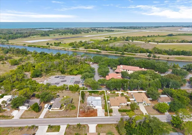 2nd image of 2580 Shamrock Dr, Venice, FL 34293 | MLS# A4693357