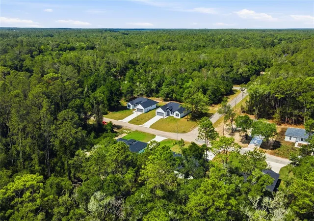 Homes for sale in Dunnellon, FL | 226 E Caldwell Dr, Dunnellon, FL 34434 | MLS# O6407186