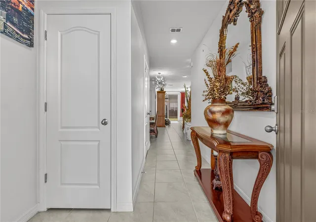 4th image of 57 Bella Lago Cir, Port Orange, FL 32129 | MLS# V4949047