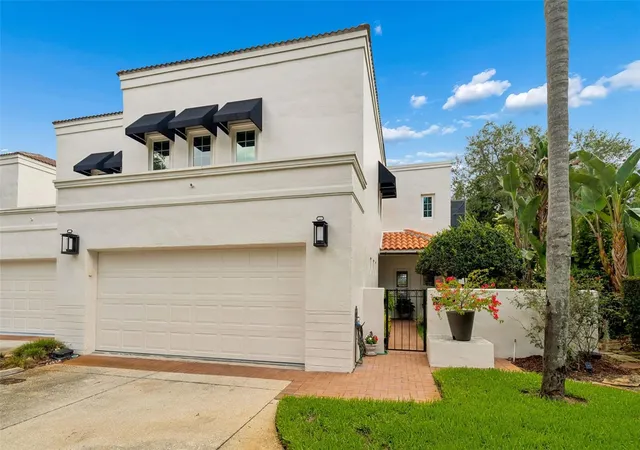 3rd image of 3133 Lake Ellen Dr, Tampa, FL 33618 | MLS# TB8507757