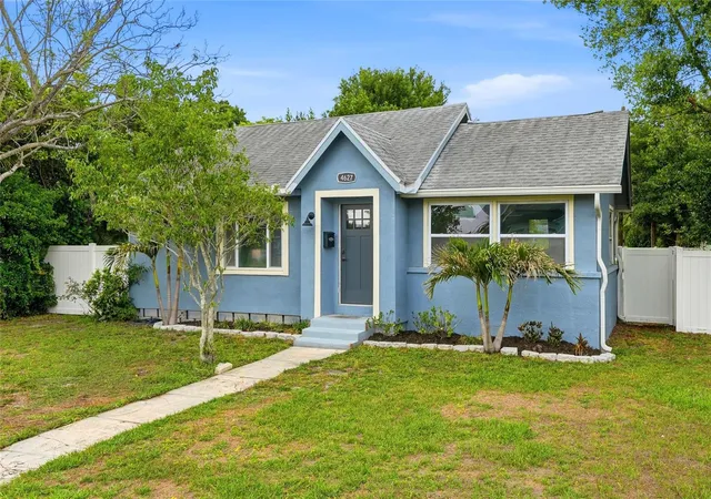 Photo 1 of Single family home for sale at 4627 1st Avenue N, Saint Petersburg, FL 33713 | MLS# TB8507758 | Listing updated on 2026-09-20
