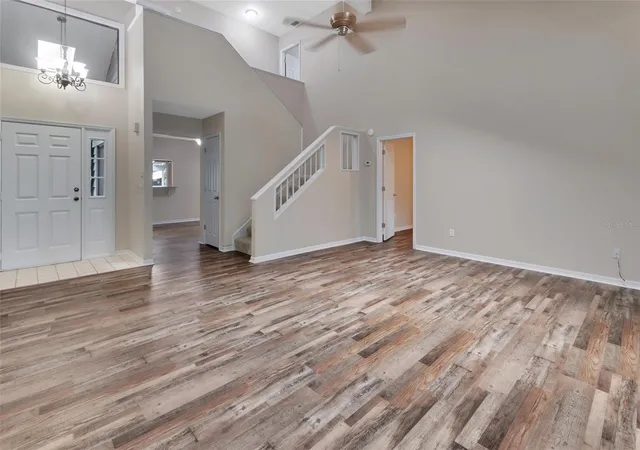 3rd image of 2919 Revere Pl #2919, Deland, FL 32720 | MLS# V4949049