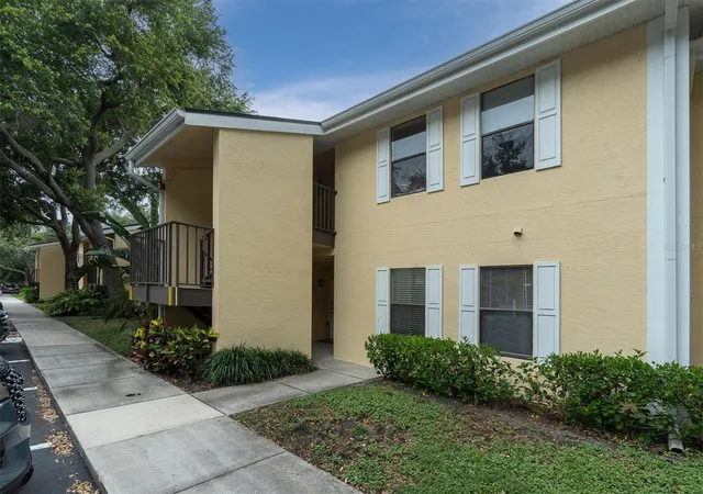 2nd image of 3001 58Th Ave S #1211, Saint Petersburg, FL 33712 | MLS# TB8507784