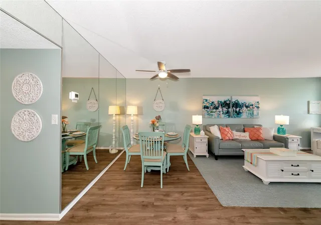 Photo 4 of Condo for sale at 7461 W Country Clb Dr N #203, Sarasota, FL 34243 | MLS# A4693369 | Listing updated on 2026-08-31