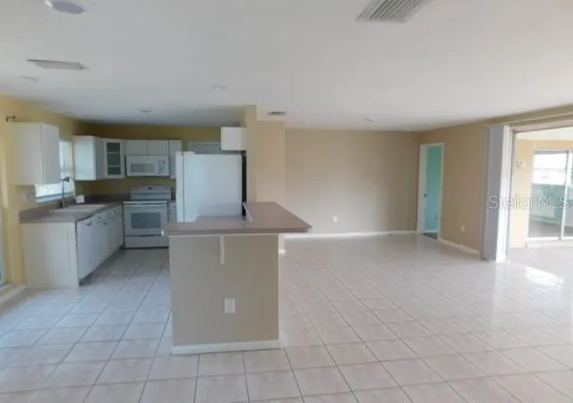 5th image of 1313 Se 40Th St, Cape Coral, FL 33904 | MLS# K4903493
