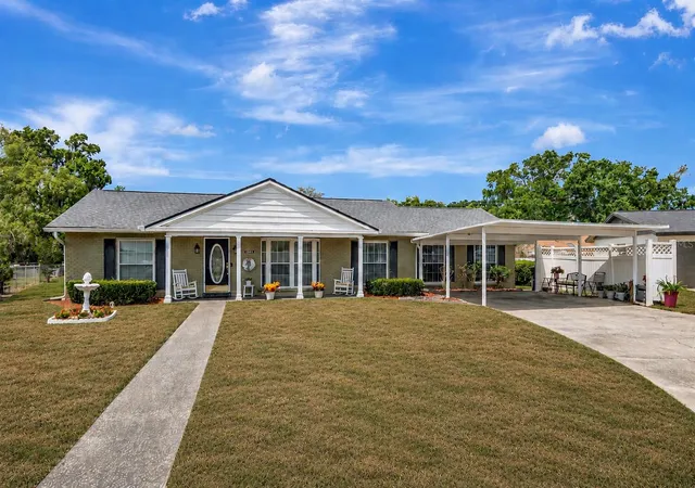 Homes for sale in Lutz, FL | 18318 Dolly Brook Ln, Lutz, FL 33549 | MLS# TB8507791