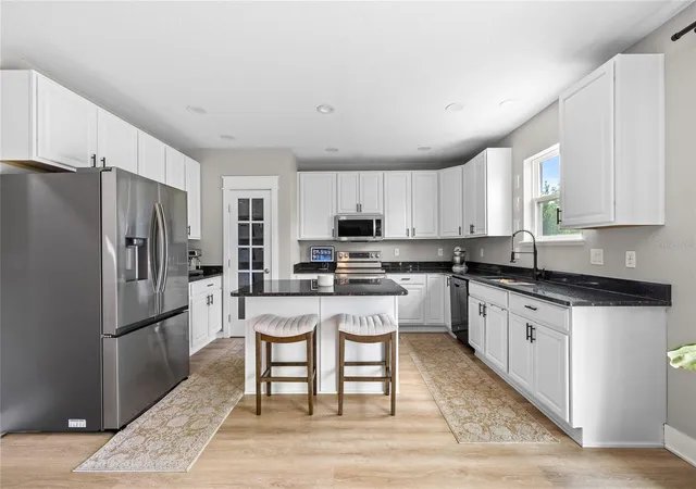 4th image of 122 Los Arbor Dr, Deland, FL 32724 | MLS# O6407218