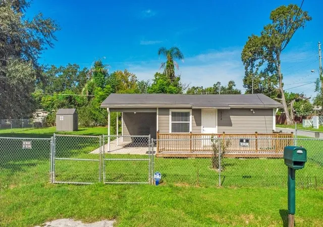 Photo 2 of Single family home for sale at 334 Mandrake St, Orlando, FL 32811 | MLS# O6407222 | Listing updated on 2026-09-12