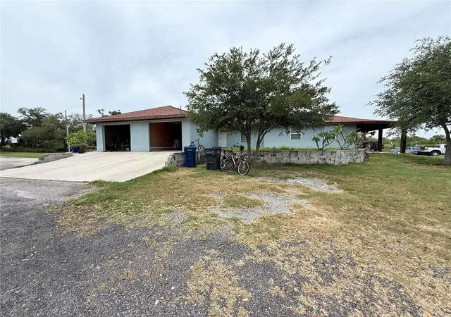 Single family home for sale at 3208 16th Avenue E, PALMETTO, FL 34221 | MLS# A4693387