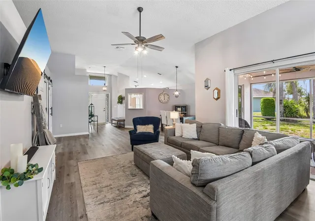 5th image of 1129 Daleside Ln, New Port Richey, FL 34655 | MLS# TB8507838