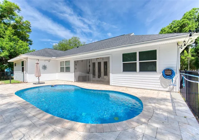 4th image of 15 Maple St, Flagler Beach, FL 32136 | MLS# V4949051