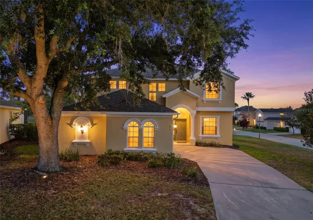 3rd image of 353 Plumoso Loop, Davenport, FL 33897 | MLS# O6407247