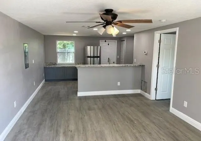 3rd image of 110 Karde Ln, Brandon, FL 33510 | MLS# A4693397