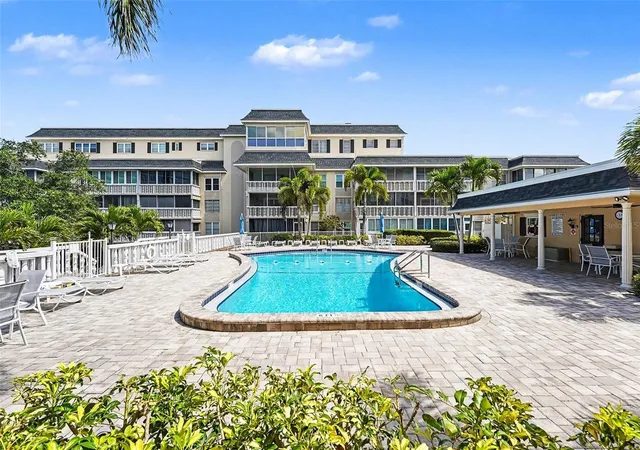 Homes for sale in Belleair Bluffs, FL | 139 Bluff View Dr #104, Belleair Bluffs, FL 33770 | MLS# TB8507878