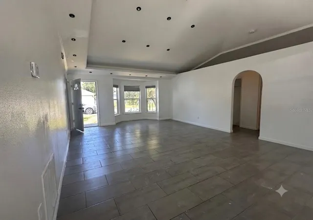 Photo 5 of Single family home for sale at 1316 Burnley Ct, Kissimmee, FL 34758 | MLS# S5149785 | Listing updated on 2026-09-01