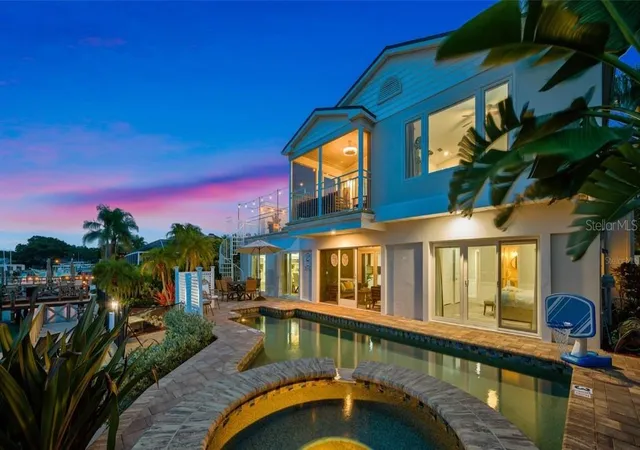 4th image of 4545 Harbor Hills Dr, Largo, FL 33770 | MLS# TB8507894