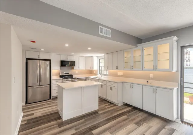 4th image of 625 N Halifax Ave #23, Daytona Beach, FL 32118 | MLS# NS1088204