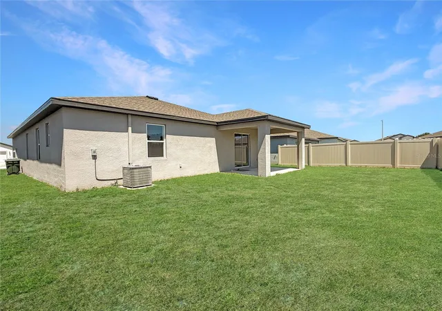 Photo 4 of Single family home for sale at 6022 Dolostone Dr, Lakeland, FL 33811 | MLS# TB8507930 | Listing updated on 2026-05-15