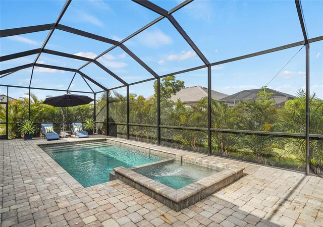 3rd image of 4970 Oyster Pearl St, Bradenton, FL 34211 | MLS# A4693409