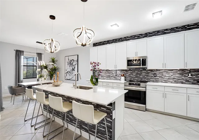 4th image of 4970 Oyster Pearl St, Bradenton, FL 34211 | MLS# A4693409