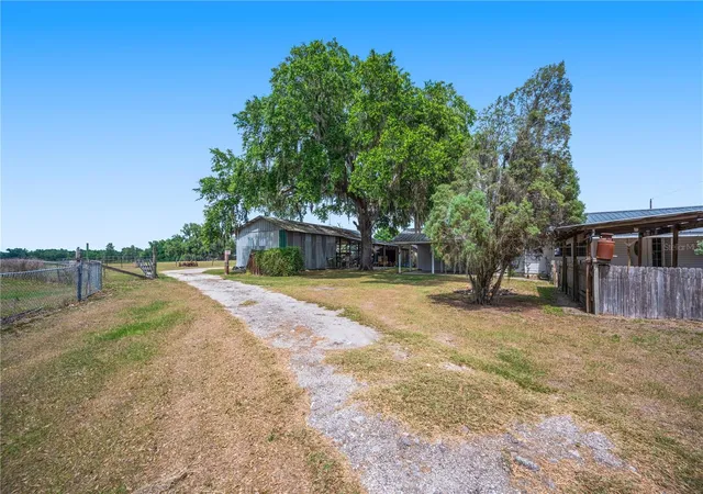Photo 3 of Single family home for sale at 1616 Mcgee Rd, Plant City, FL 33565 | MLS# TB8507937 | Listing updated on 2026-07-09