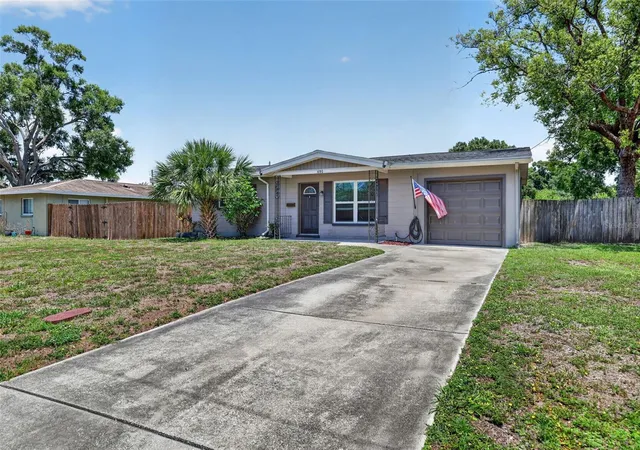 Photo 2 of Single family home for sale at 691 72nd Avenue N, Saint Petersburg, FL 33702 | MLS# TB8507945 | Listing updated on 2026-08-05