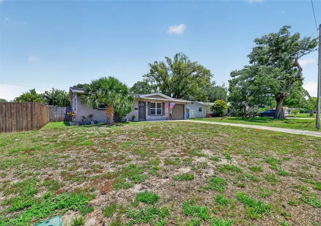 Photo 3 of Single family home for sale at 691 72nd Avenue N, Saint Petersburg, FL 33702 | MLS# TB8507945 | Listing updated on 2026-08-05