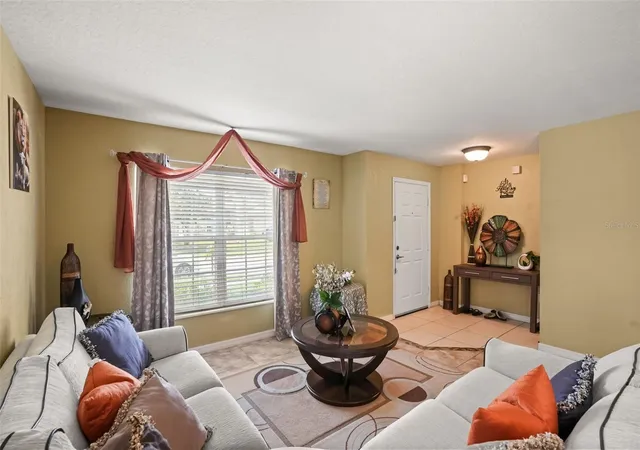 image of 268 Tavestock Loop, Winter Springs, FL 32708 | MLS# O6407307