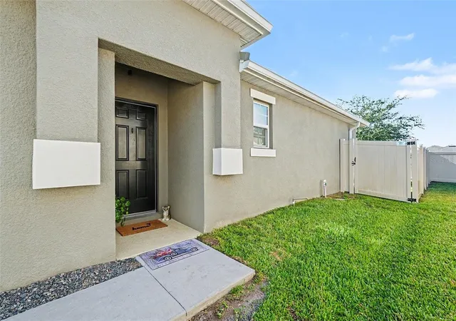 3rd image of 17745 Turning Leaf Cir, Land O Lakes, FL 34638 | MLS# TB8507947