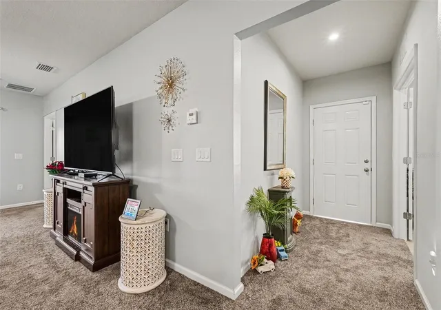 4th image of 17745 Turning Leaf Cir, Land O Lakes, FL 34638 | MLS# TB8507947
