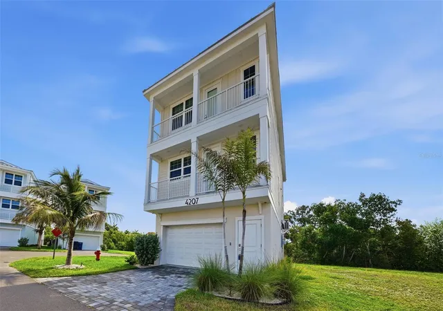 Photo 3 of Single family home for sale at 4207 Marina View Way, Cortez, FL 34215 | MLS# A4693423 | Listing updated on 2026-10-02