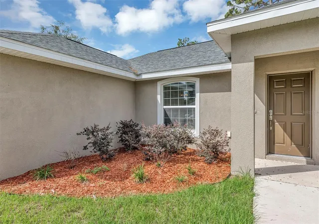 Photo 2 of Single family home for sale at 42 Water Trak Dr, Ocala, FL 34472 | MLS# O6407339 | Listing updated on 2026-07-24