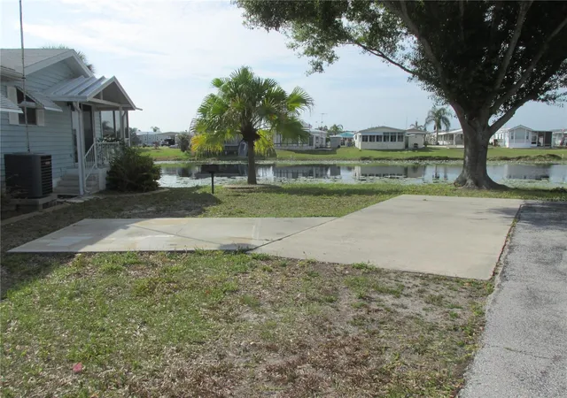 3rd image of 15 Red Quill Cir, Lake Wales, FL 33898 | MLS# K4903495