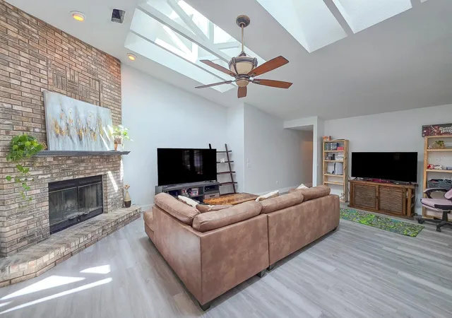 5th image of 126 Birchwood Dr, Palm Coast, FL 32137 | MLS# V4949060