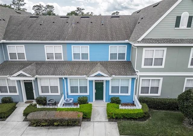 4th image of 4017 Venetian Bay Dr, Kissimmee, FL 34741