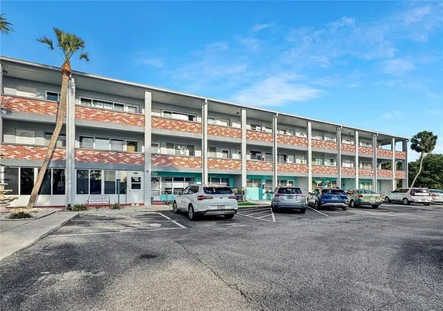 Homes for sale in Kenneth City, FL | 4300 58th St N #1915, Kenneth City, FL 33709 | MLS# TB8507989