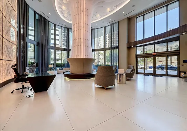 Photo 2 of Condo for sale at 100 1st Avenue N #1106, Saint Petersburg, FL 33701 | MLS# TB8507991 | Listing updated on 2026-08-12