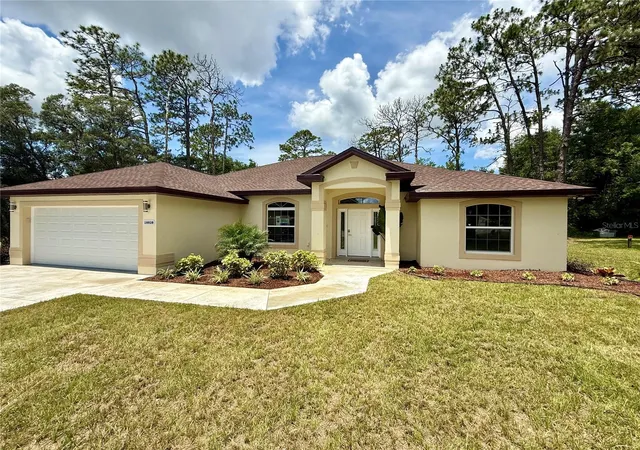 Photo 4 of Single family home for sale at 19939 SW 96th Place, Dunnellon, FL 34432 | MLS# OM724660 | Listing updated on 2026-08-27