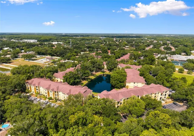 43rd image of 5618 Pinnacle Heights Cir #206, Tampa, FL 33624 | MLS# TB8508015