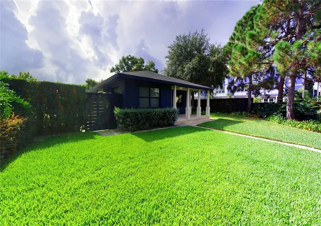 2nd image of 218 S Matanzas Ave, Tampa, FL 33609 | MLS# TB8508016