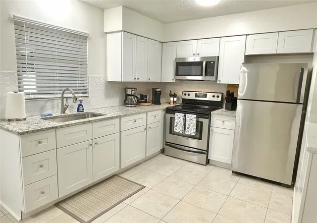 5th image of 1941-1943 Forked Creek Dr, Englewood, FL 34223 | MLS# D6147444