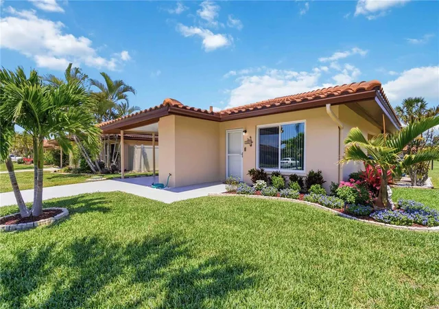 1st image of 3303 Cambridge Ave, Bradenton, FL 34207 | MLS# D6147445